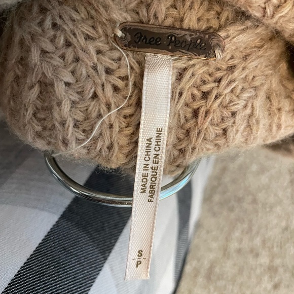 Tan colored Free People Tank-top Sweater. Perfect condition. Size: Small - Picture 6 of 7